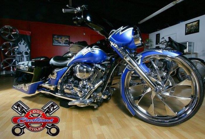 Harley Davidson Motorcycle Photo Gallery - Platinum Air Suspension